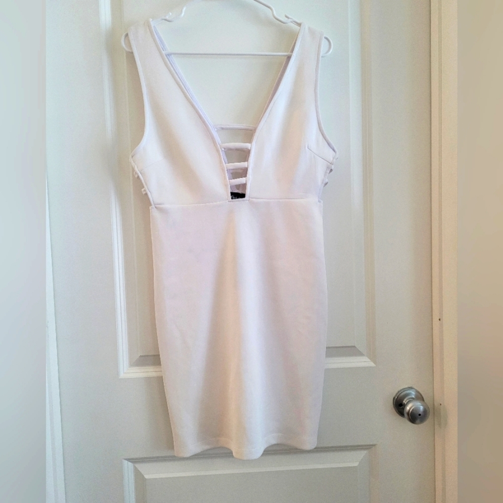 NWT Sexy Revealing Seductions Dress  size large